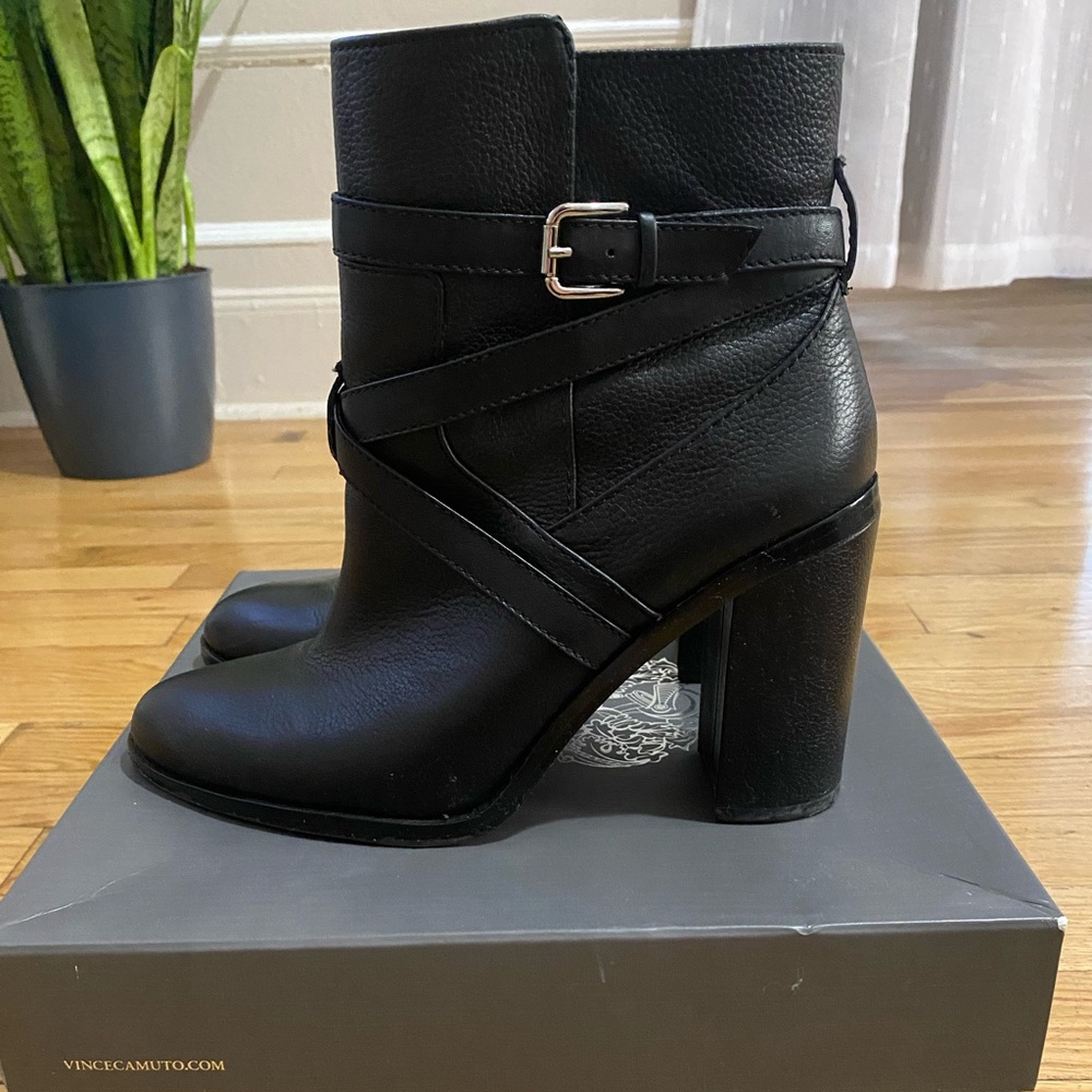 Vince Camuto Gravell ankle boot
